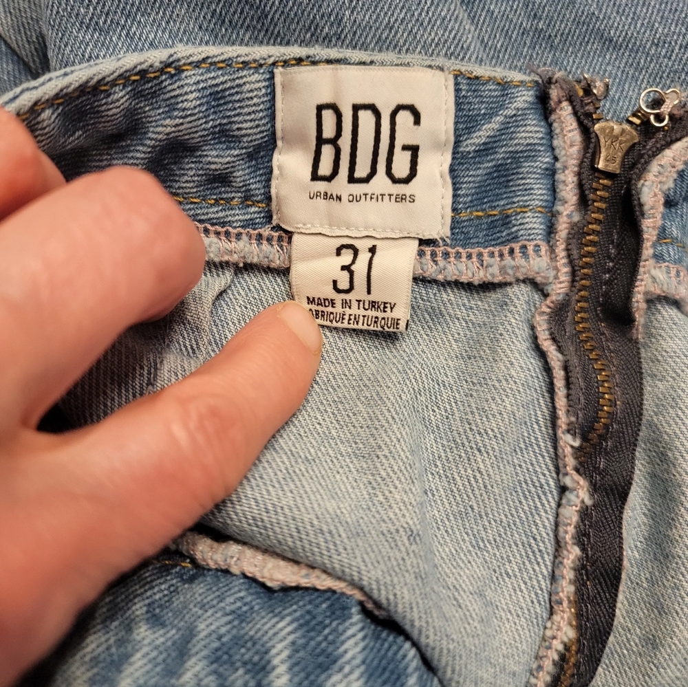 BDG Urban Outfitters Med Wash Denim Skort Size 31 - Picture 3 of 4